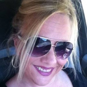 Meet your Posher, Carrie